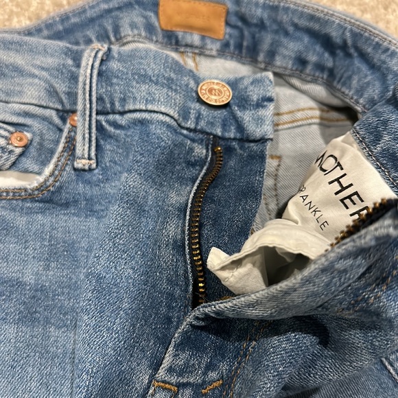 Mother Denim - The Looker Ankle Fray - Picture 5 of 8